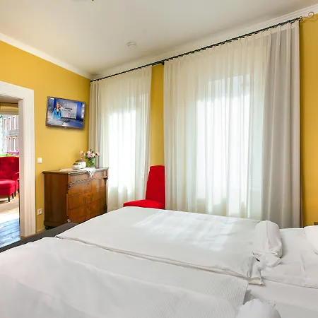 Hotel Boutique-hotel Moseltor 3*