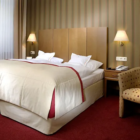 Boutique-hotel Moseltor 3*