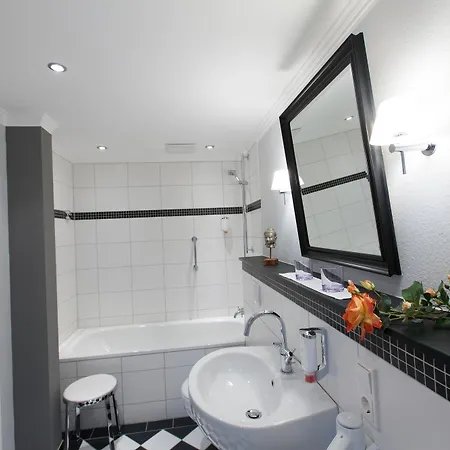 Boutique-hotel Moseltor 3*