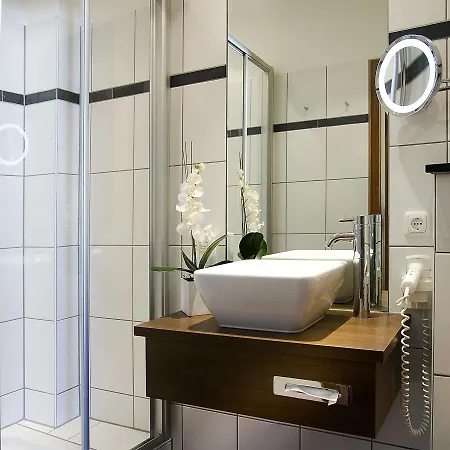 Hotel Boutique-hotel Moseltor 3*
