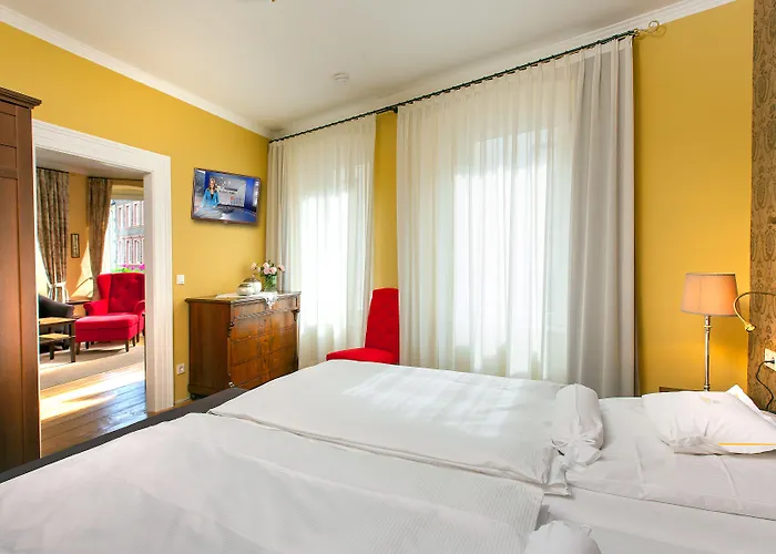 酒店 Boutique-hotel Moseltor 3*